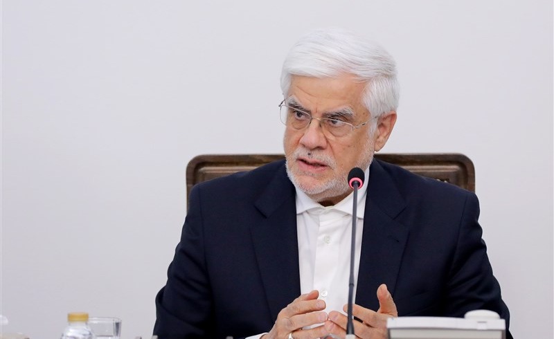 عارف: بازسازی منازل آسیب‌دیده از جنگ باید سرعت بیشتری بگیرد