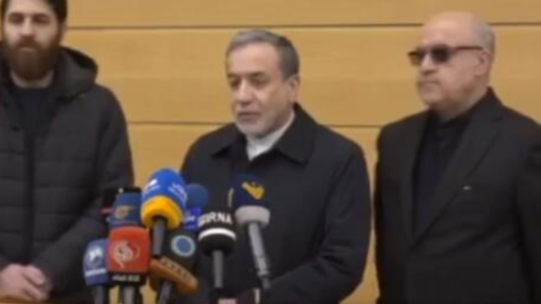 عراقچی: تشییع امروز به جهانیان نشان می دهد که مقاومت زنده است