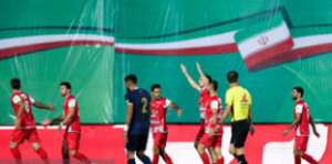زمان دیدار پرسپولیس و چادرملو تغییر کرد