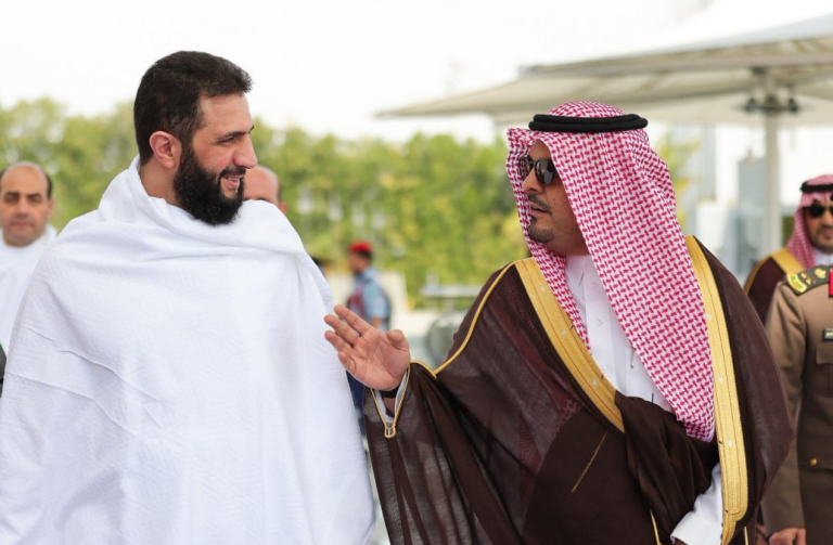 محمد الجولانی وارد خانه کعبه شد! + فیلم