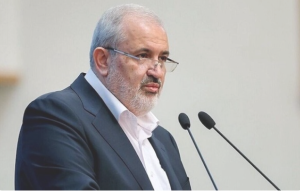 وزیر نیرو: ظرفیت نیروگاه‌های تجدیدپذیر از ۱۵۰۰ مگاوات گذشت