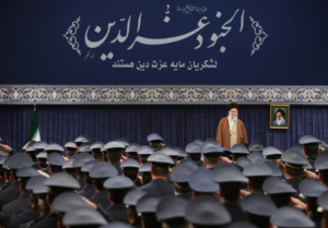 پنجره متفاوتی از دیدار فرماندهان نیروی هوایی با رهبر انقلاب + فیلم