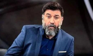 اهدای مدال قهرمانی مرحوم علی انصاریان به موزه آستان قدس + فیلم