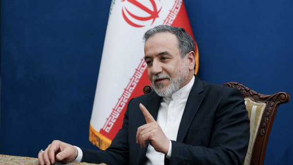 عراقچی: تا صحبت از توقف غنی‌سازی است، توافقی نخواهیم داشت