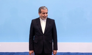 عراقچی: مذاکرات فنی روز چهارشنبه در عمان برگزار می‌شود