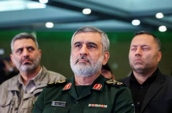 سردار حاجی زاده دو نشان فتح دارد +عکس