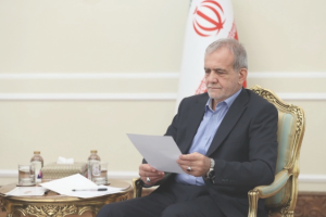 پزشکیان: کسب رضایت مردم اصل محوری دولت وفاق است
