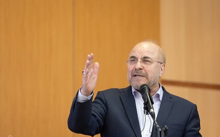 قالیباف: خلاء قانونی برای خیزش اقتصادی نداریم