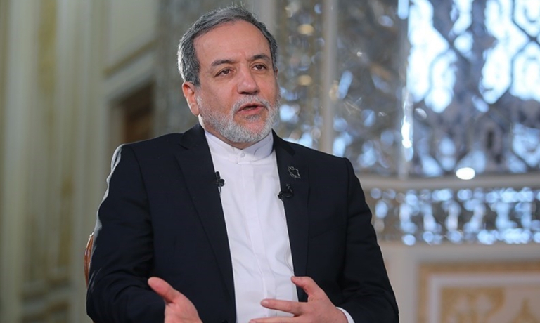 علت انتخاب عمان برای پاسخ به آمریکا از زبان عراقچی