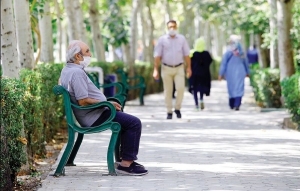 امضای قرارداد بیمه تکمیلی بازنشستگان کشوری به تعویق افتاد