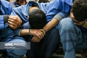 جزئیات زورگیری از مادری که کودکی در آغوش داشت/ گوشی را فقط یک میلیون فروختم