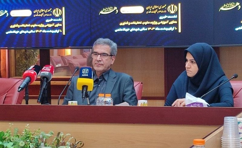 معاون وزیرعلوم: صندلی برخی دانشگاهها خالی است
