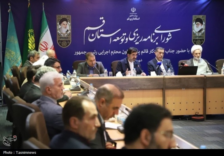 قم درگیر ۷۵ روز گرد و غبار در سال؛ لزوم اقدام فوری برای بهبود وضعیت