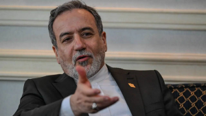 عراقچی: ۳ کشور اروپایی باید مسیر مخرب خود را تغییر دهند
