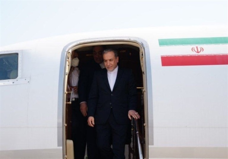 عراقچی به منظور شرکت در نشست جنبش عدم تعهد وارد اوگاندا شد