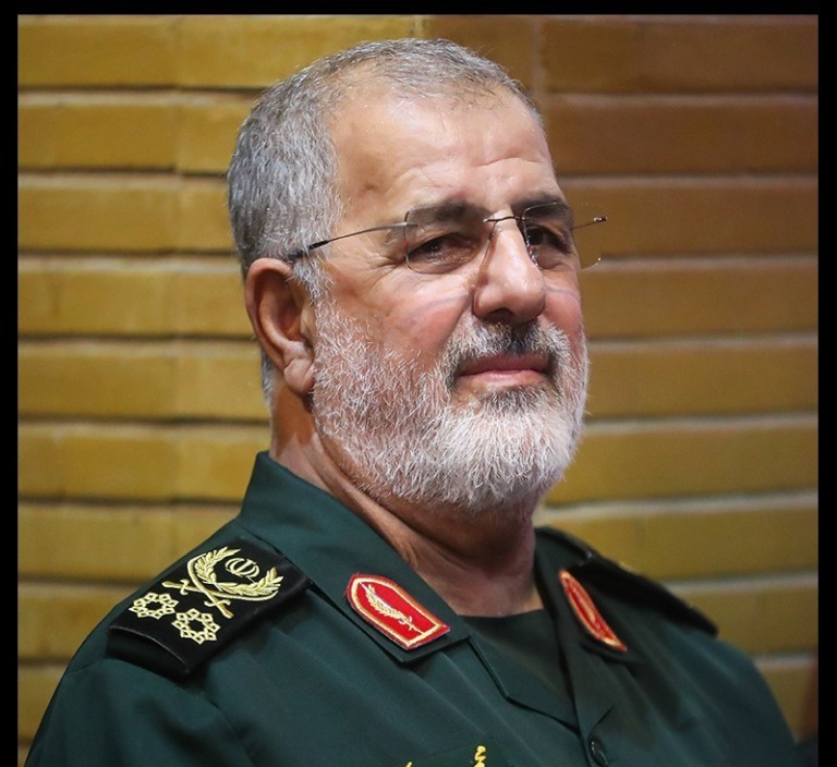 سرلشکر پاکپور: دشمن تعدی کند برایش جهنم برپا می‌کنیم