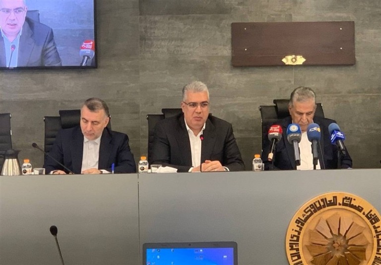 بانک مرکزی برای رفع موانع پولی و بانکی صادرات آماده است