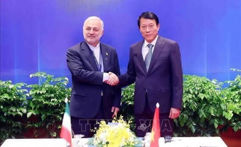 دیدارهای معاون عراقچی در ویتنام