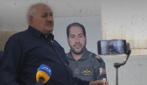 پدر شهید: شهریار چشم انتظار انگشتر آقا بود