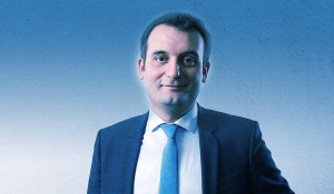 سیاستمدار فرانسوی: نوبت ماکرون است که استعفا کند