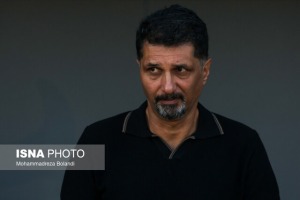 حسینی: پنالتی را به استقلال هدیه دادیم/ موافق برگزاری داربی در اراک نیستم