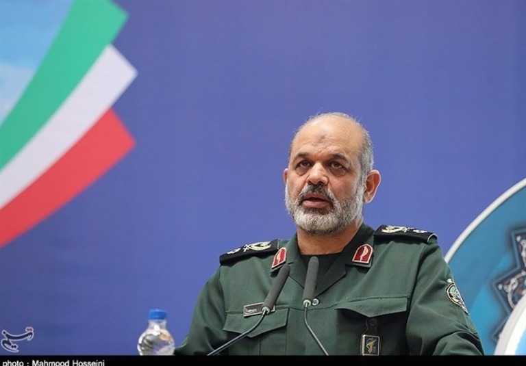 سردار وحیدی: دشمنان جرأت ‌نگاه چپ به ‌ایران اسلامی را ندارند/ امنیت‌ در مرزهای آبی برقرار است