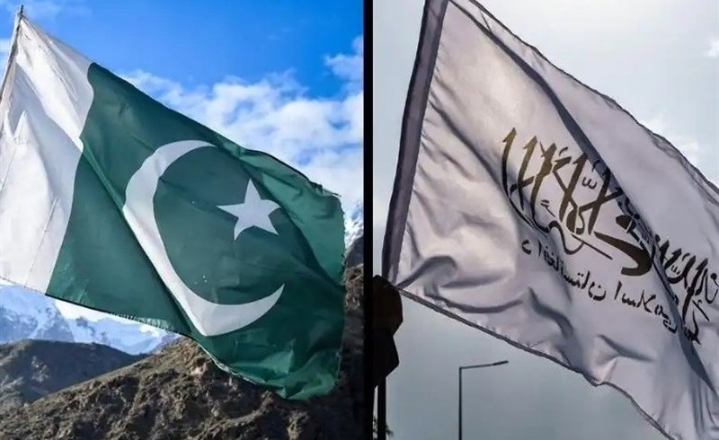 مولانا فضل‌الرحمان: جنگ راه‌حل نیست؛ گفتگو با افغانستان تنها گزینه است