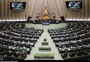 رسیدگی به ۲ سوال از وزیر بهداشت در دستور کار مجلس