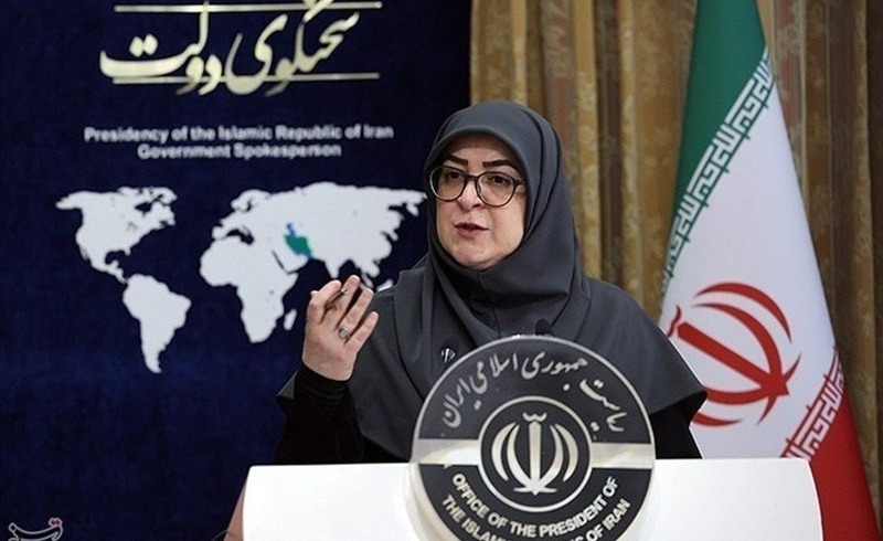 مهاجرانی: پول افزایش بنزین خرج معیشت مردم می‌شود