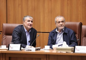 اسلامی: احداث ۸ نیروگاه اتمی جدید در دستورکار قرار گرفته است