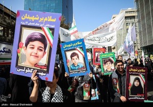 راه‌پیمایی یوم‌الله ۱۳ آبان در تهران/ طنین شعار «مرگ بر آمریکا»