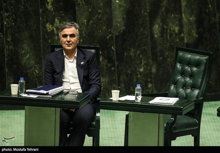 فرزین: روش کنونی تأمین مالی کشور مانع رسیدن به اهداف برنامه می‌شود