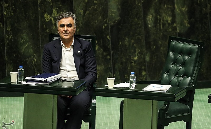 فرزین: روش کنونی تأمین مالی کشور مانع رسیدن به اهداف برنامه می‌شود