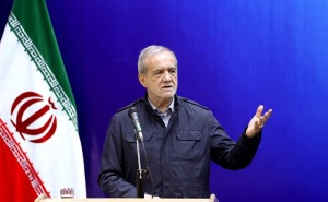 پزشکیان: دشمنان به مشکلات دامن می‌زنند تا بر نارضایتی‌ها موج‌سواری کنند