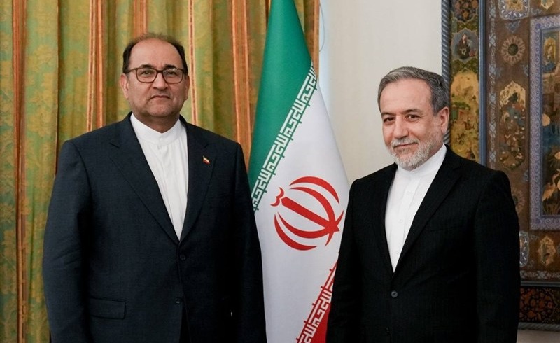 دیدار سفیر جدید ایران در بنگلادش با عراقچی