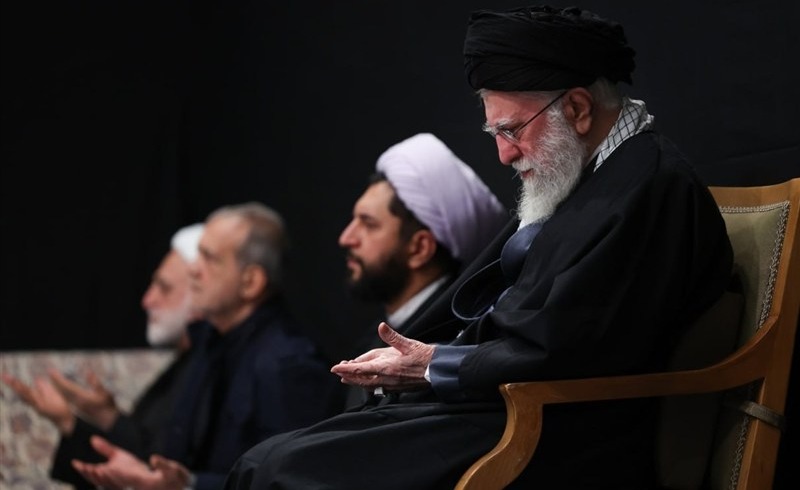 شب اول مراسم عزاداری ایام فاطمیه با حضور رهبر معظم انقلاب برگزار شد