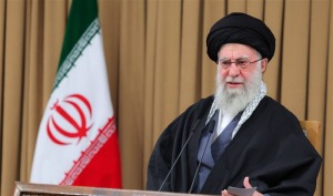 مقام معظم رهبری: در برابر دشمن همه با هم باشید، همانند جنگ ۱۲روزه