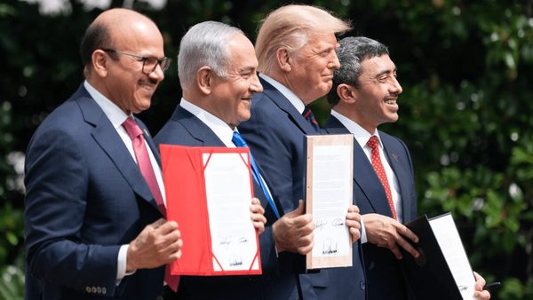 از سفیدشویی جلاد تا هیولاسازی فلسطینی؛ تاکتیک نرم عادی‌سازی