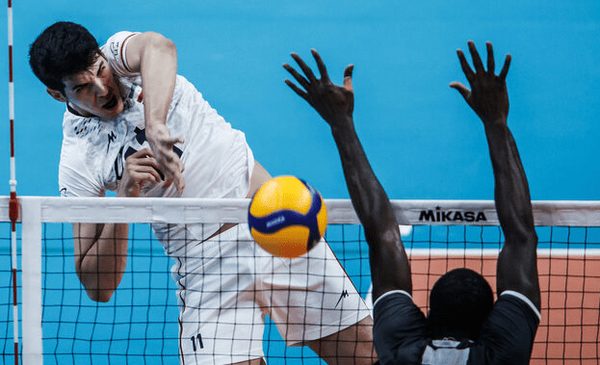 تسلیت رهبر انقلاب به خانواده صابر کاظمی