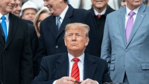 نظرسنج CBS از سقوط سرمایه اجتماعی ترامپ