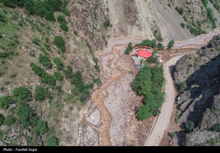 جاده چالوس تا تخلیه بار ترافیکی یک‌طرفه می‌شود