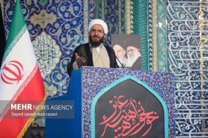 حاج علی اکبری: «عفت» مهم‌ترین شرط بقای خانواده و سلامت جامعه است