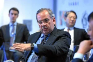 آنچه سریع‌القلم نمی‌بیند