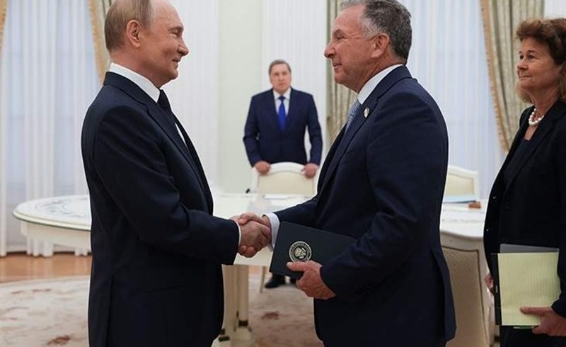 مذاکرات پنهان پوتین با نمایندگان ترامپ در مسکو و بازآرایی ژئو ـ اقتصادی اروپا