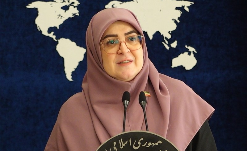 سخنگوی دولت: چرا باید بنزین با قیمت ۶۰ سنت را با نرخ ۱۵۰۰ تومان عرضه کنیم؟/ اصلاح قیمت آغاز شد‌