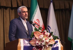 مدنی‌زاده: دولت اقتصاد را رها نکرده است/برنامه ۱۷ بندی برای کنترل تورم، ارز و حمایت از بورس