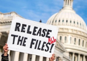 اعتراض اعضای کنگره آمریکا به عدم انتشار تمام پرونده‌های اپستین