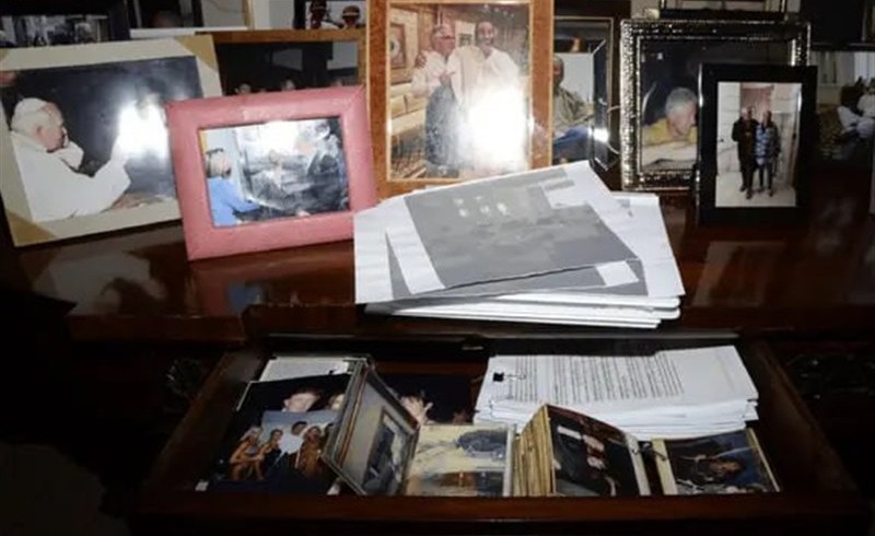 ناپدید شدن چندین پرونده مربوط به اپستین از جمله عکس ترامپ