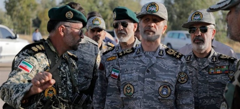 فرمانده کل ارتش: به هر شرارتی با قاطعیت پاسخ خواهیم داد