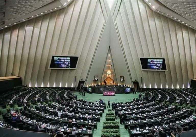 هشدار نمایندگان مجلس درباره تبعات تورمی بودجه ۱۴۰۵